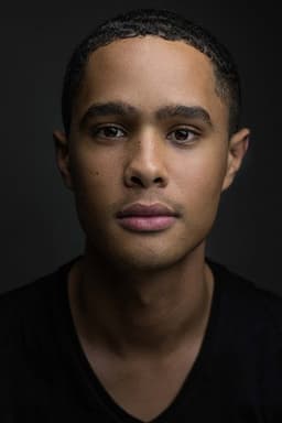 Photo of Roberto Kyle