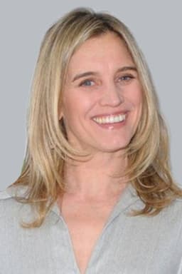 Photo of Isabel Gillies