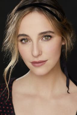 Photo of Lauren Swickard