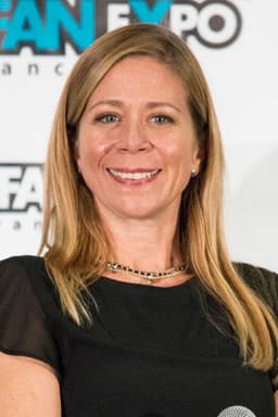 Photo of Kirsten Bourne