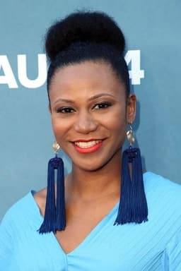 Photo of Alana Arenas