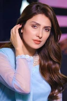 Photo of Nadia Hussain