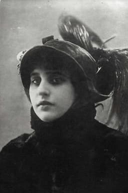 Photo of Vera Kholodnaya