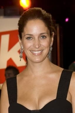 Photo of Chantal Kreviazuk