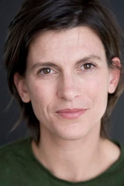 Photo of Caitlin Bossley
