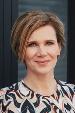 Photo of Caroline Dumas