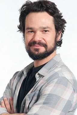 Photo of Gabriel Gracindo