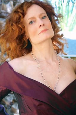 Photo of Diane Salinger