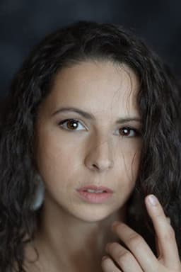 Photo of Emma Chaibedra