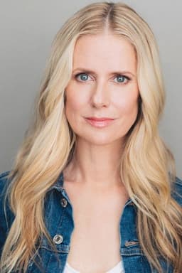 Photo of Kelly Deadmon