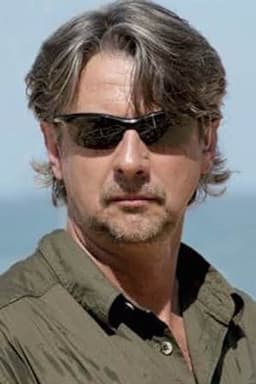 Photo of Víctor Mallarino