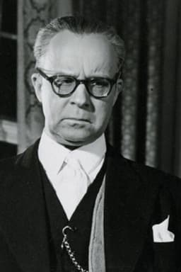 Photo of Olav Riégo
