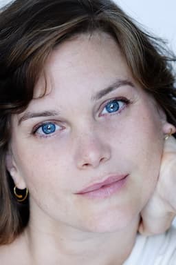 Photo of Liz White