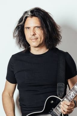 Photo of Alex Skolnick