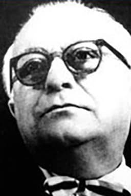 Photo of Ruben Simonov