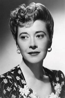 Photo of Ruth Nelson