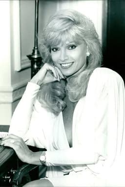 Photo of Lois Hamilton