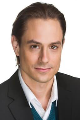 Photo of Matthew Oliva