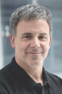 Photo of Éric Bernier