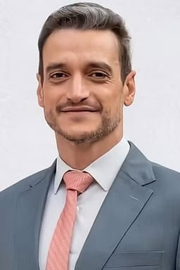 Photo of Tiago Scheuer