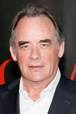 Photo of Tom Irwin