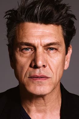 Photo of Marc Lavoine