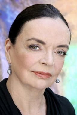 Photo of Barbara Steele