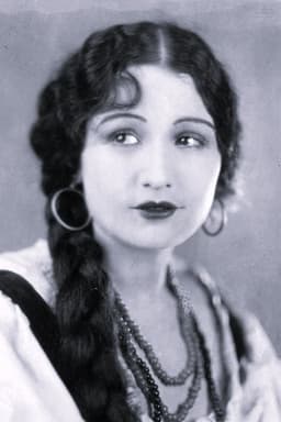 Photo of Claire de Lorez