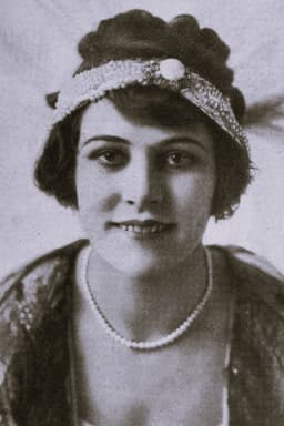 Photo of Ora Carew