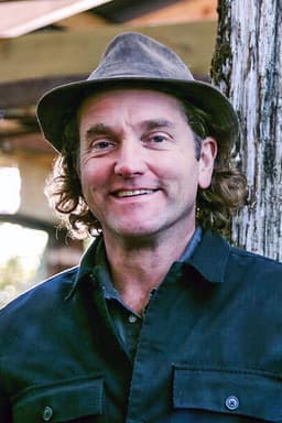 Photo of Simon Parfett
