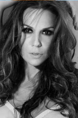 Photo of Laura Miller