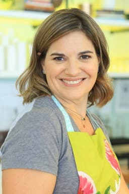 Photo of Ana Luisa Velarde