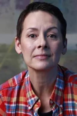 Photo of Amanda Naughton