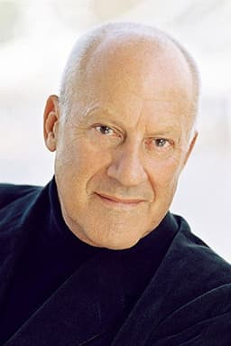 Photo of Norman Foster