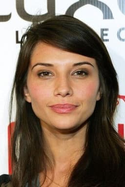 Photo of Amara Zaragoza