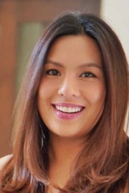 Photo of Nikki Gil
