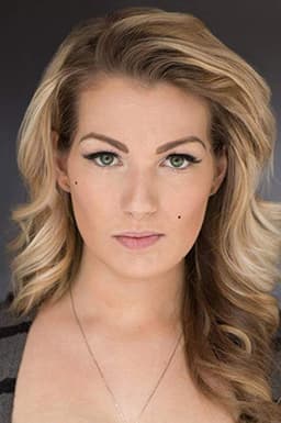Photo of Nikki Rae Hallow