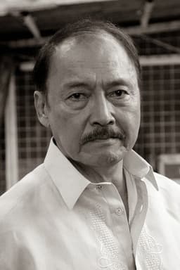 Photo of Robert Arevalo