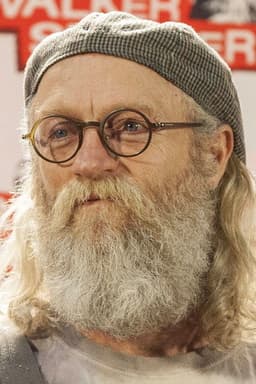 Photo of Russell Hodgkinson