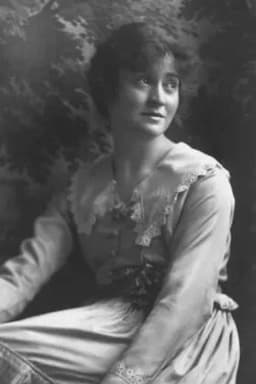 Photo of Frances Carson