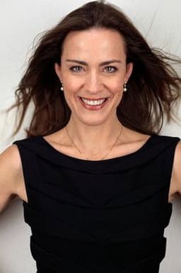 Photo of Sarah Willis
