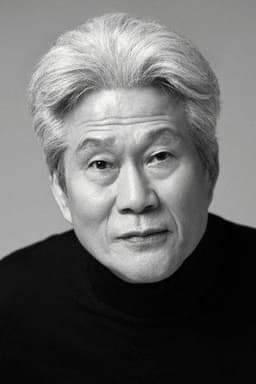 Photo of Lee Do-gyeong