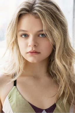 Photo of Kylie Rogers