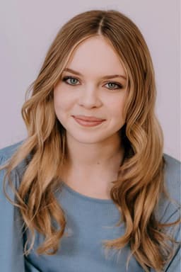 Photo of Averi Curtis