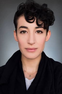 Photo of Sara Farb