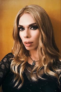 Photo of Kelly Mantle