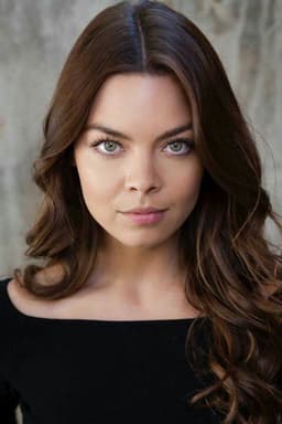 Photo of Scarlett Hefner