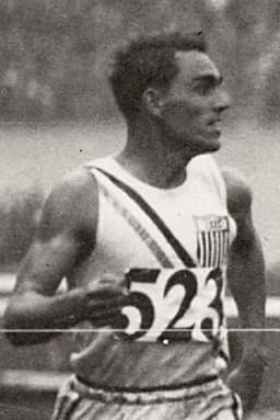 Photo of Leighton Dye