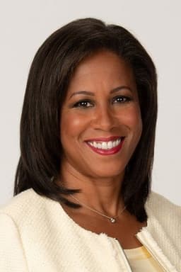 Photo of Lisa Salters