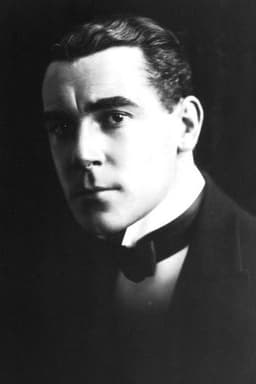 Photo of Eric Maxon